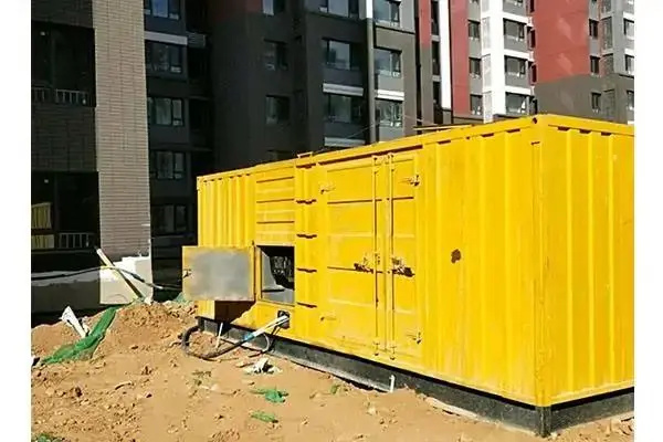 白银发电机租赁中燃油压力过低会对发动机的哪些部件造成损坏？