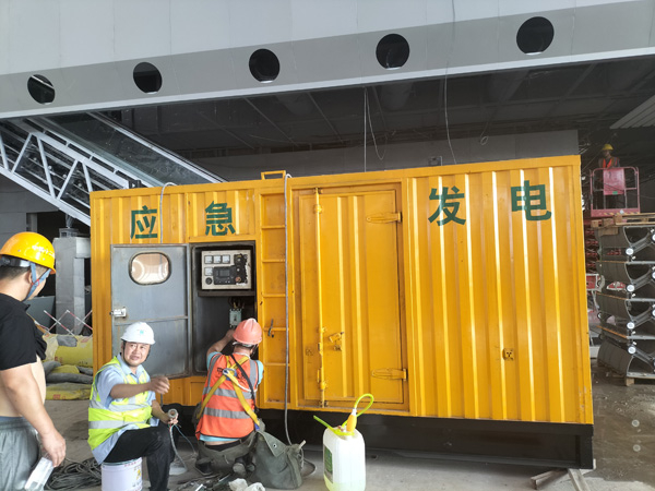 白银怎样判断空气滤清器是否需要更换？